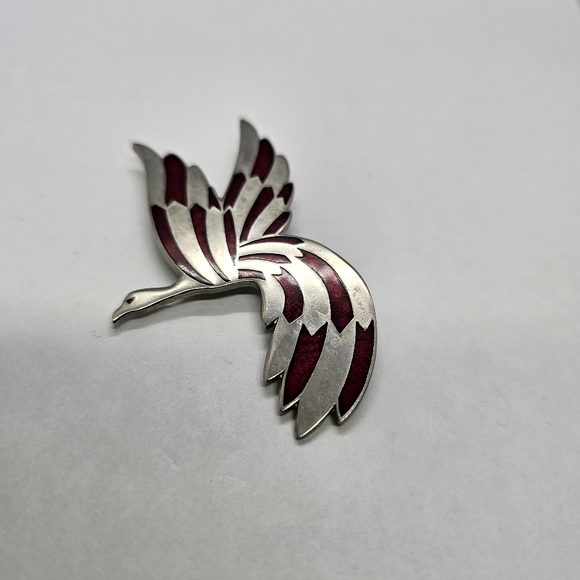 Rivest Flying Bird Vintage Red and silver Brooch - Picture 3 of 7